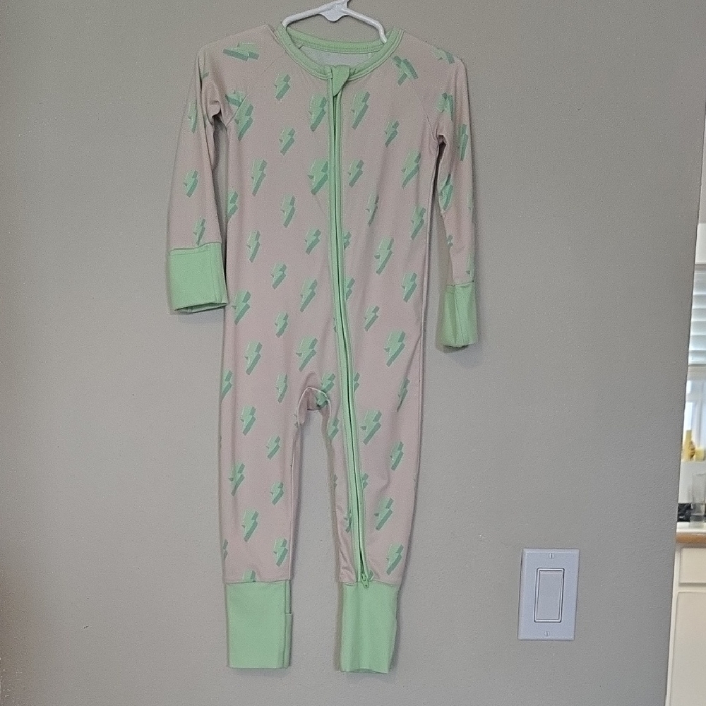 Cozys Kids Lightning Bolt Footie Pajama - Mint Accents
